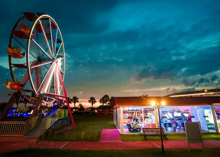 Club Turan World - Kids Concept Hotel Side