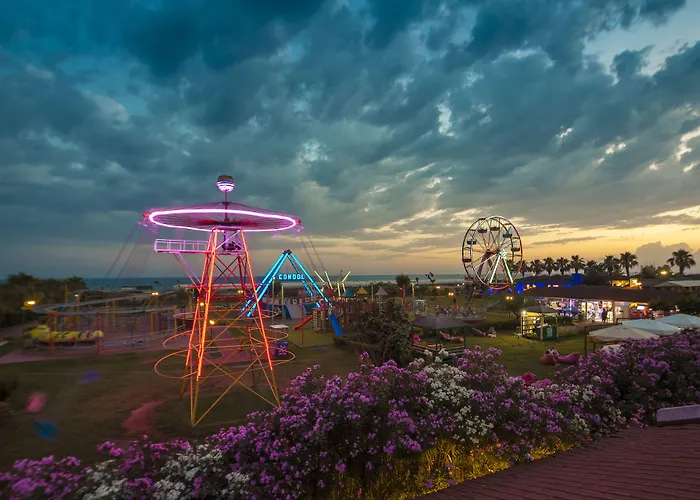 Club Turan World - Kids Concept Side